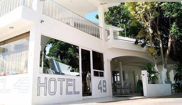 Hotel 49