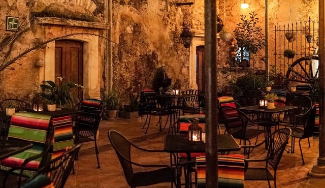 Hotel Amor y Paz