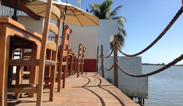 Hotel Casa del Río