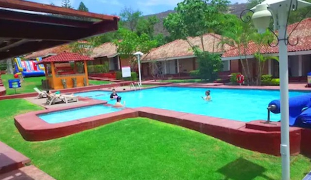 Hotel Chapala Country