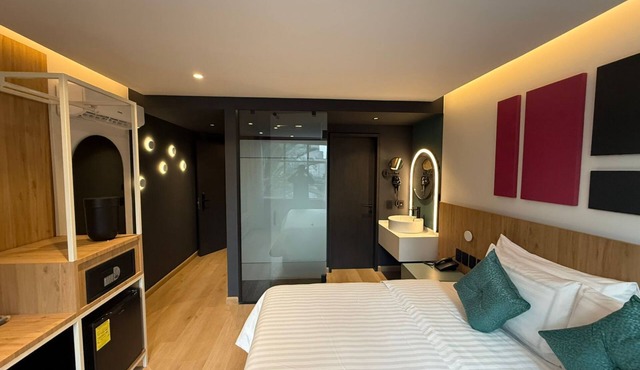 HOTEL MORE BY KAVIA