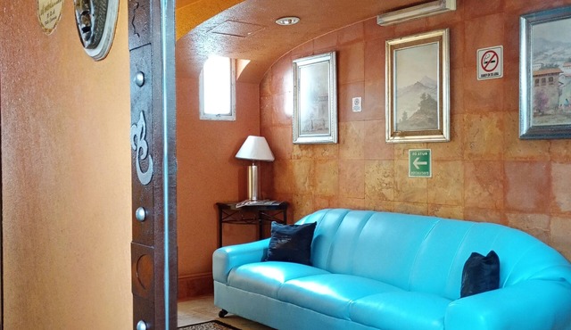 Hotel Real Azteca