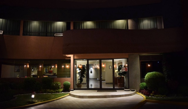 Hotel & Suites La Marquesa