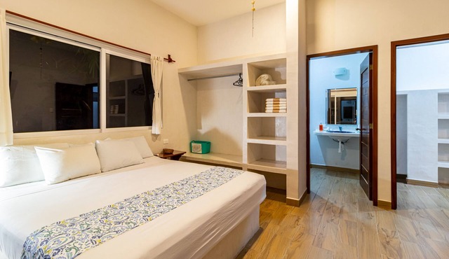 Hotel & Suites Oasis Bacalar "Suite Toucan"