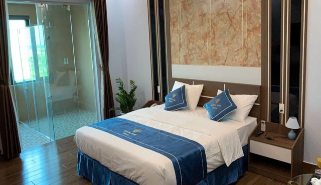 Huong Buoi Hotel