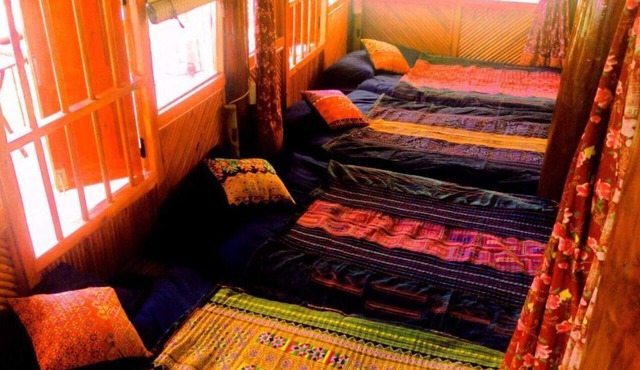 Indigo Snail Boutique Hmong homestay