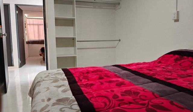 IRKEN 2 HOUSE, IDEAL FOR GROUPS OF UP TO TWELVE PEOPLE