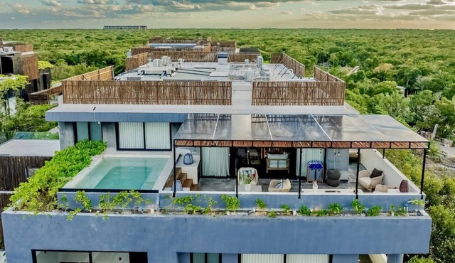 🌿 Jungle Penthouse w/Private Pool | 4 Min to Beach + Town