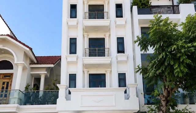 Khách sạn Đạt Tiến Quân