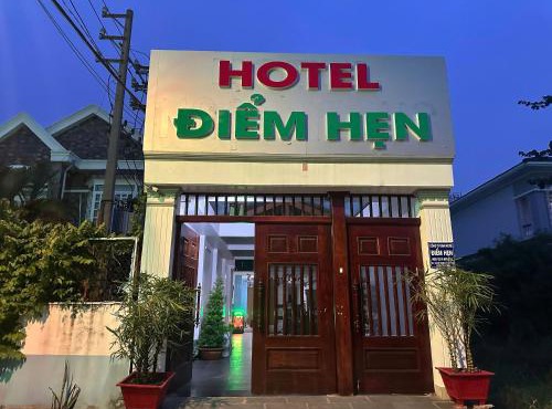 Khách Sạn Điểm Hẹn