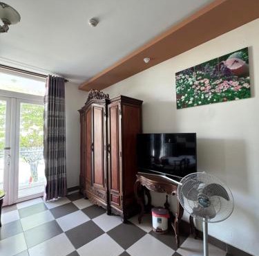 Khách sạn Hoàng Oanh