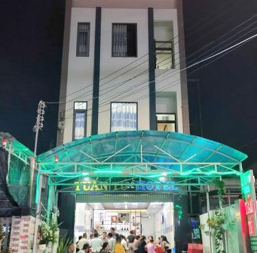 Khách Sạn Tuấn Tú