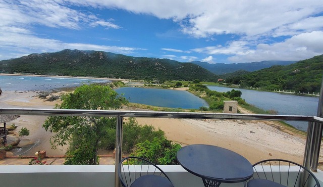 Khu du lich Hang Rai - Ninh Thuan