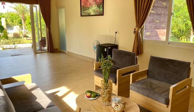 KHU NGHỈ DƯỠNG YẾN XUÂN