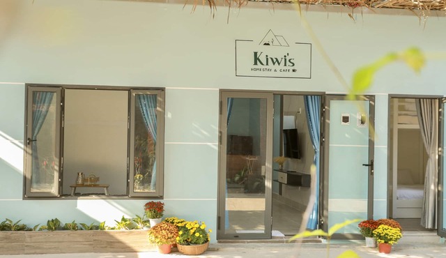 Kiwi's Homestay & Cafe