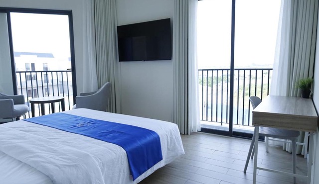 Lá Riverside Boutique Hotel