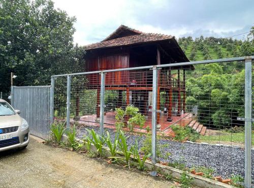 Lạc Tiên House