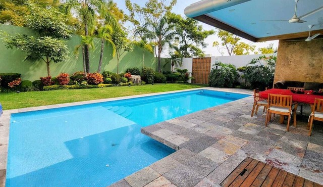 "La Roca" Beautiful house in gated community with private pool in Cuernavaca