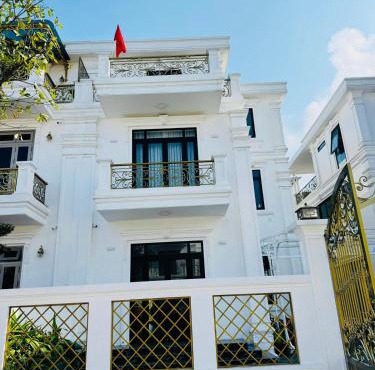 Lani Villa in the center of the city, quiet, new, convenient to go