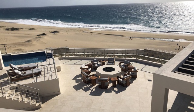 Largest Terrace on the Ocean in Cabo! SUPER PENTHOUSE w/4,500 sq ft Terrace!