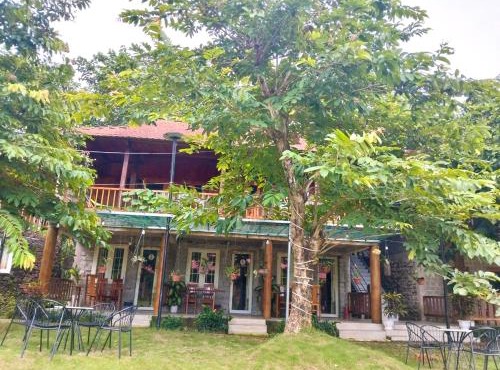 Lava Rock Viet Nam Lodge