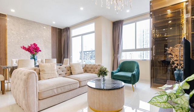 Le Places The Grand Riverside Saigon Apartment