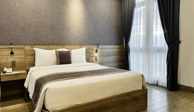 LION 6 HOTEL