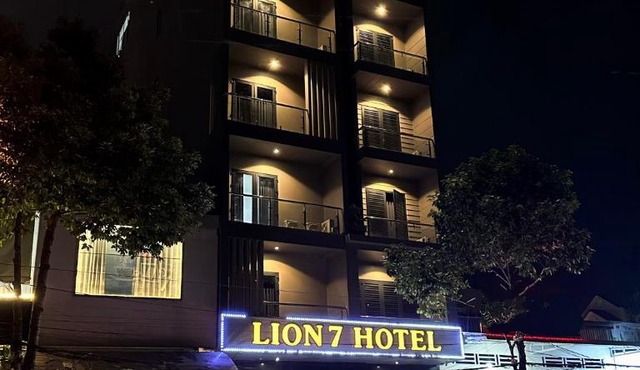 LION 7 HOTEL