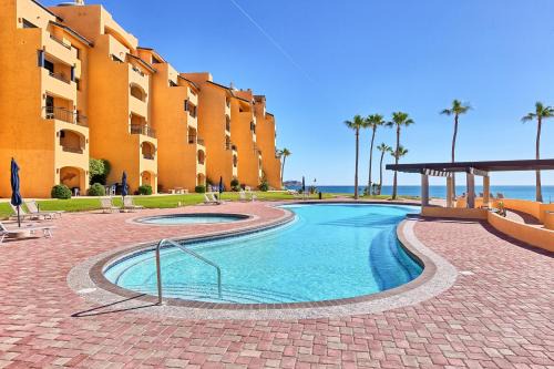 Livin' The Dream Retreat Spacious Perfect Ocean View Condo