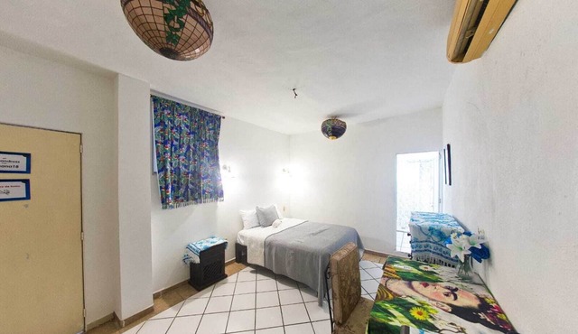 Lodging Alexandross Hostel Bnb, in the Romantic Zone of Puerto Vallarta!