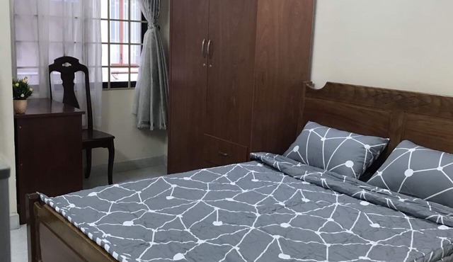 LORNA HOUSE SERVICED APARTMENT