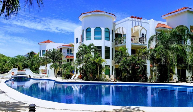 Lovely 3 Bedroom 5 min from sea in Playacar Resort zone only 15 min walk 5Th A