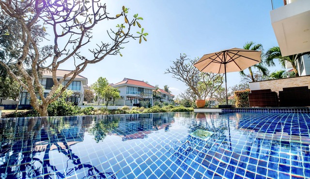 Lovely 3 bedrooms Villa 5* Da Nang city resort
