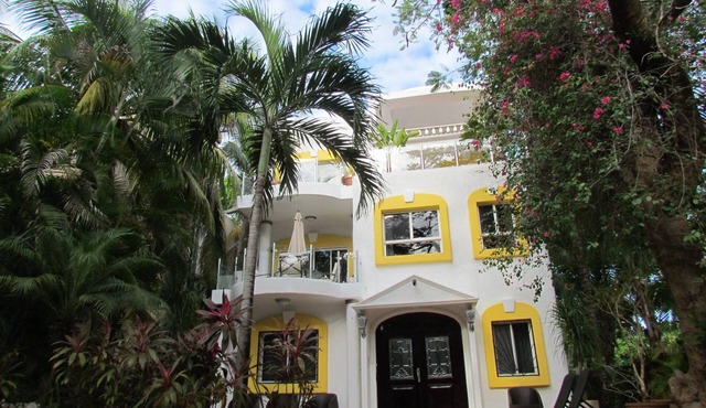 LOVELY VILLA IN PLAYACAR PHASE 1, PRIVATE POOL