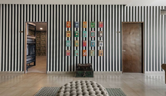 Low bed | Mixed Shared Room