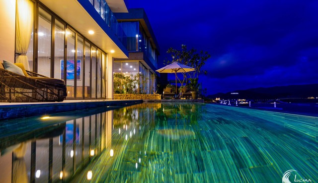 Lucina Villa - 4 Bedrooms with Infinity Pool
