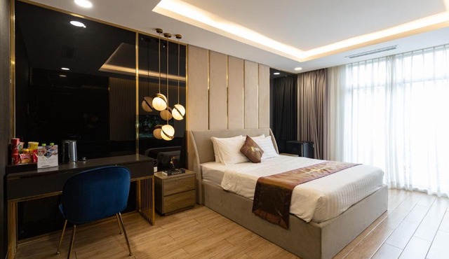 Luxhome Mekong Hotel