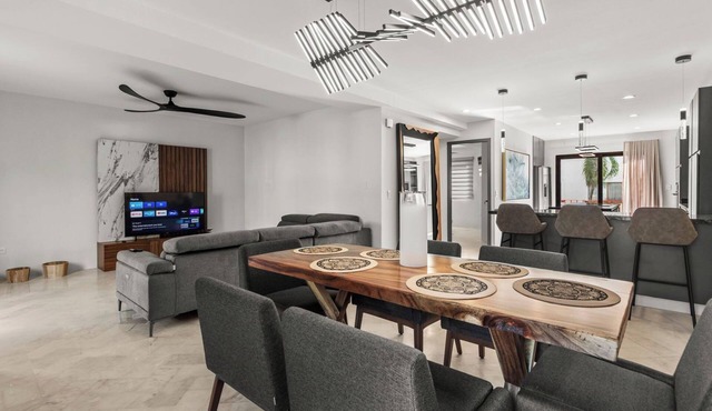 Luxury 2BR, 2BA condo in Marina Vallarta. Dream kitchen, golf, fishing packages.