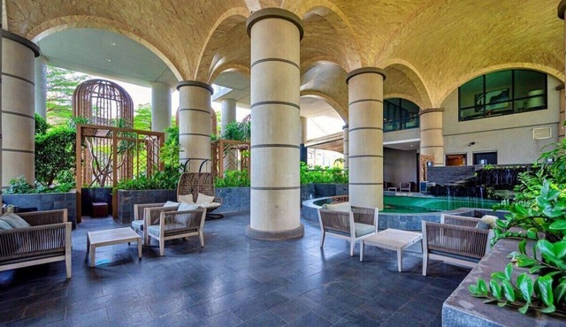 Luxury 3-Bdr Condo in HCMC's Dist 1: Stunning Canal Views and Lavish Amenities