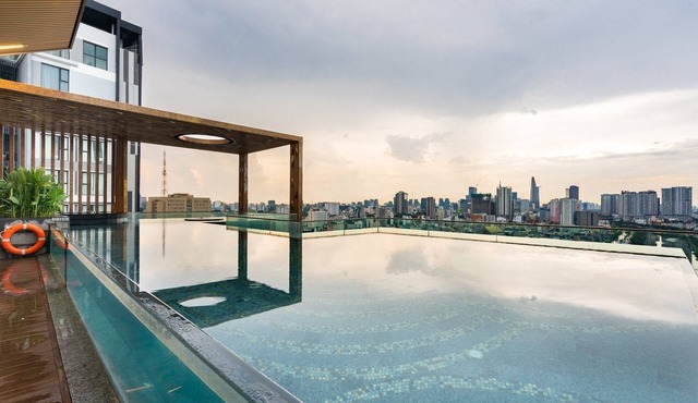 Luxury 3BR D1mension in District 1 FreeGymPoolSauna view Bitexco
