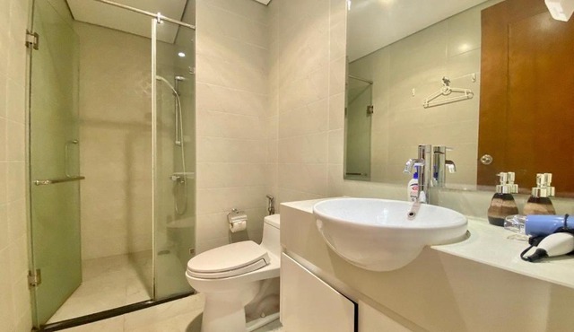 Luxury Apartment for Rent - Vinhomes SkyLake Phạm Hùng