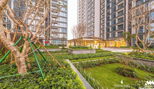 Luxury Apartment in Vinhomes Metropolis