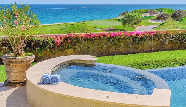 Luxury Cabo Del Sol Oceanfront Villa w/Infinity Pool, Walk to Beach & Golf View