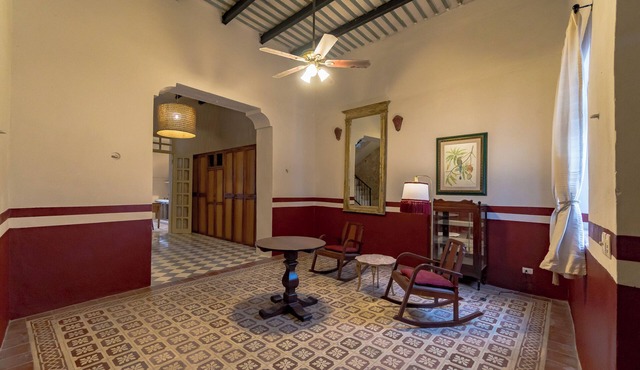 Luxury Historic 5BR Boutique hotel in Centro Walkable & Pool
