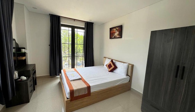 Luxury Hotel