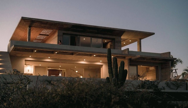 Luxury Ocean View, Modern Mexican Design + Epic Views 5 bedrooms, Sleeps 16