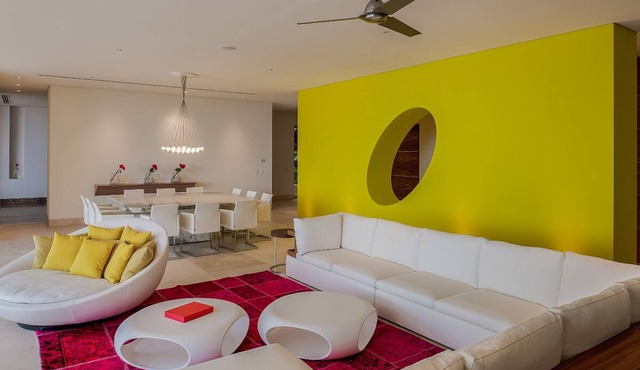 Luxury Oceanfront Villa FUll Staff 3 Meals a Day