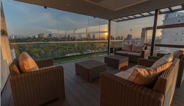 Luxury PH Incomparable View Roofgarden N Jacuzzi