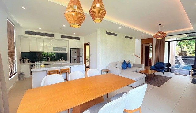 Luxury Villa Beach Front