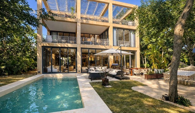 Luxury Villa in Corasol 4BR, Private Pool
